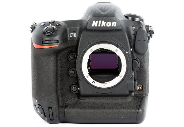 Nikon D5