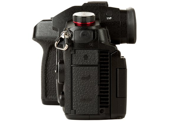 Panasonic_GH6-3.jpg.600x415_q85.jpg