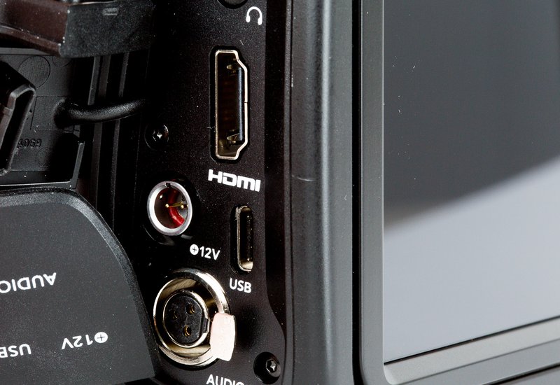 Blackmagic_Pocket_Cinema_Camera_4K-15.jpg.800x550_q85.jpg