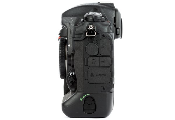 nikon_d5_cf-3.jpg.600x415_q85.jpg