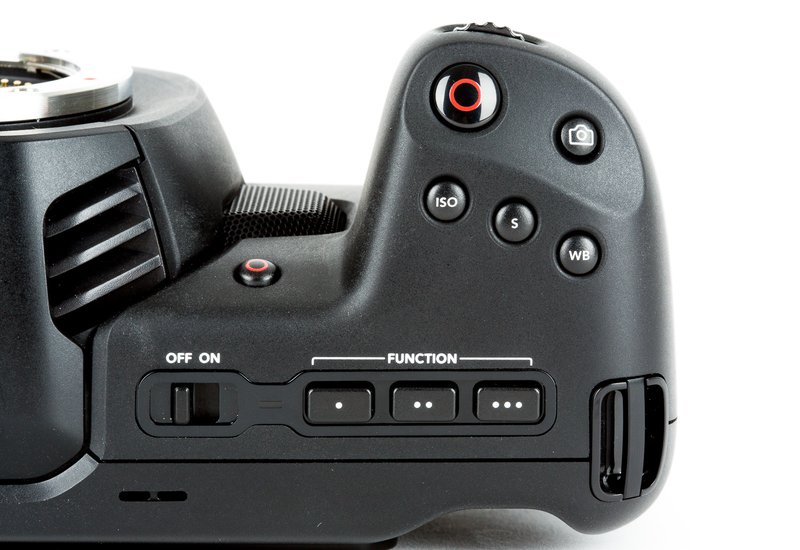 Blackmagic_Pocket_Cinema_Camera_4K-14.jpg.800x550_q85.jpg