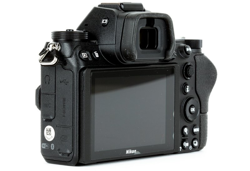 Nikon_Z6-5.jpg.800x550_q85.jpg