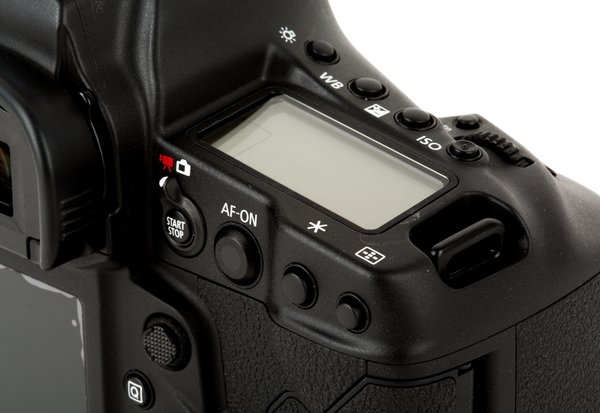 Canon_1DX_Mark_III-11.jpg.600x415_q85.jpg