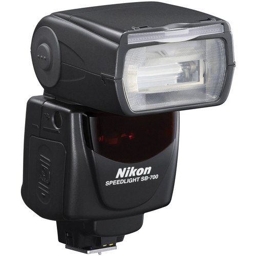 Nikon_4808_SB_700_Speedlight.jpg