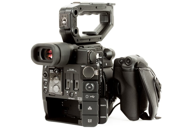 canon_c200-10.jpg.800x550_q85.jpg