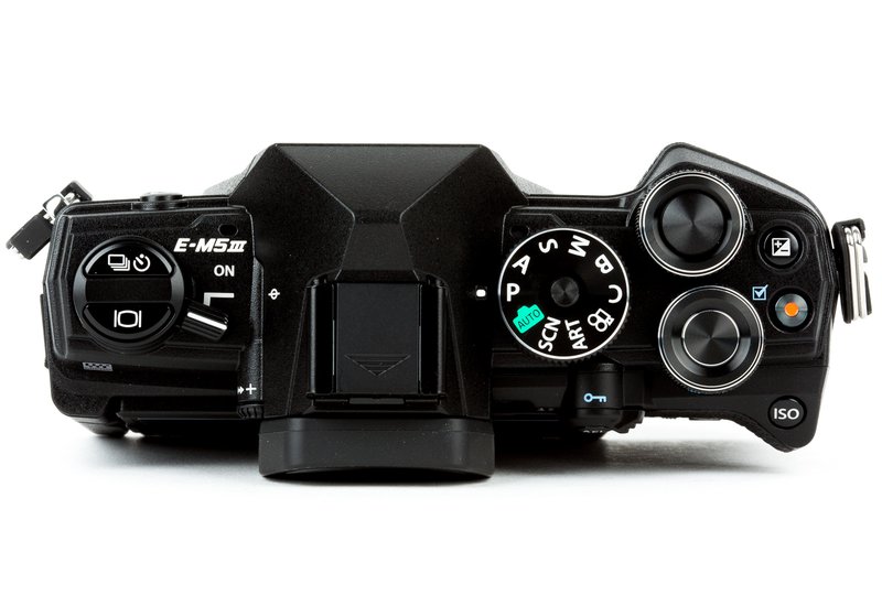 Olympus_OM-D_E-M5_Mark_III-11.jpg.800x550_q85.jpg